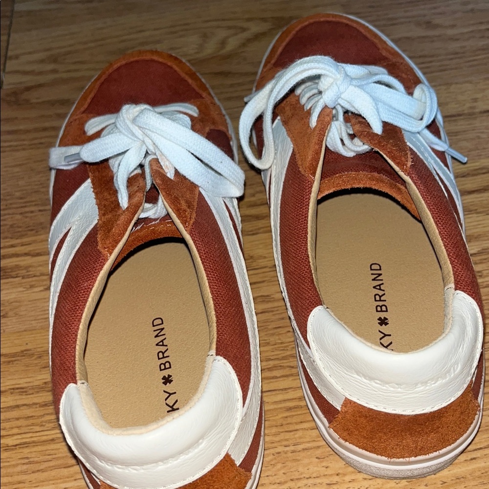 Lucky Brand women’s  Rust and White Sneakers - Picture 10 of 10